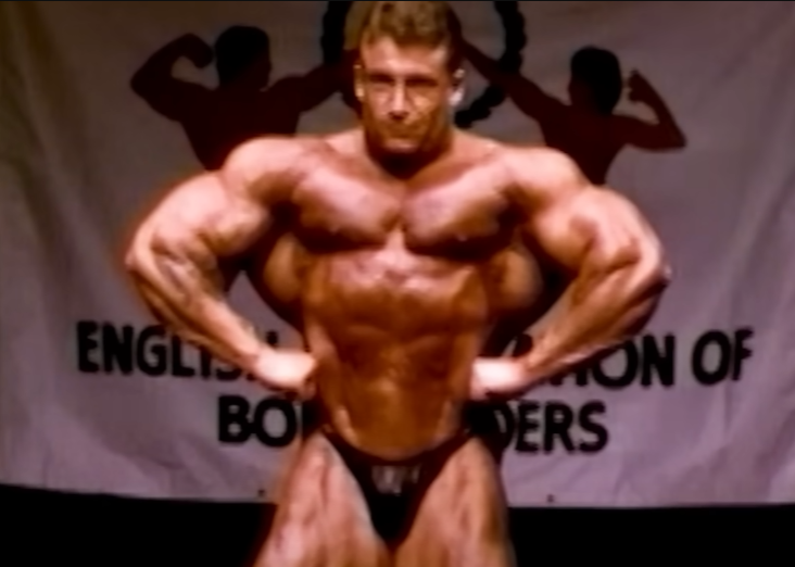 Dorian Yates, King of Mass, flexing his muscles